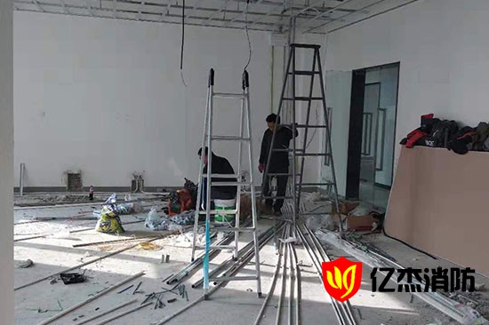 服裝店使用無(wú)消防資質(zhì)的公司施工消防會(huì)有哪些后果